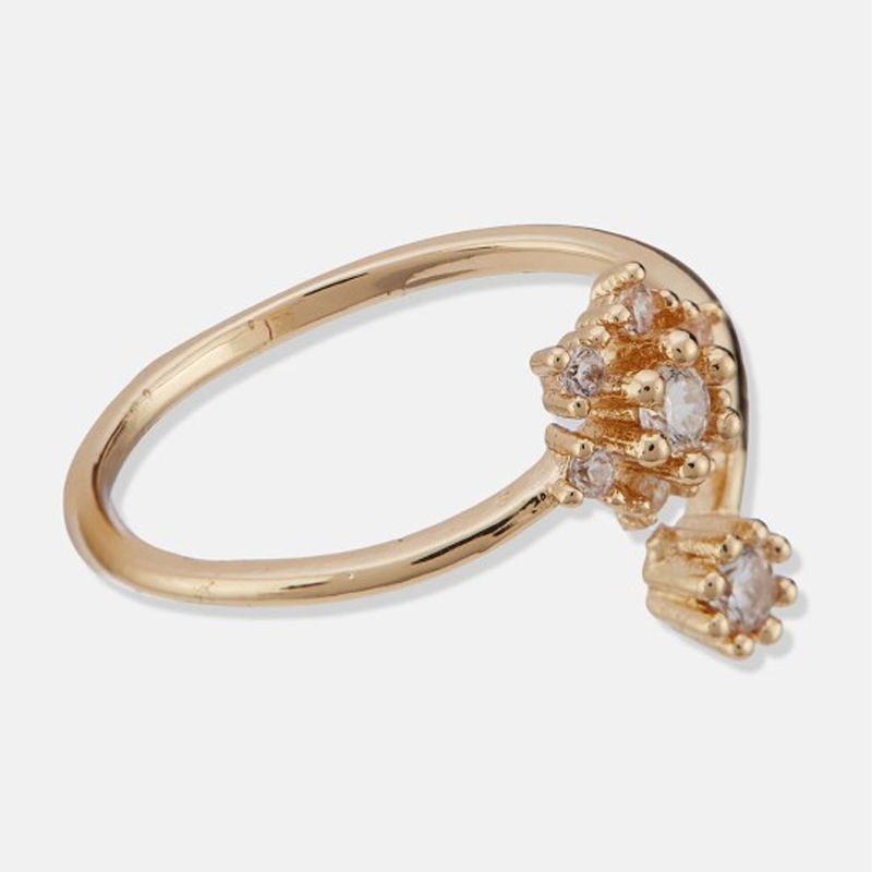 Gold Plated Cubic Zirconia Stone Studded Leaf-Shaped Dazzling Ring