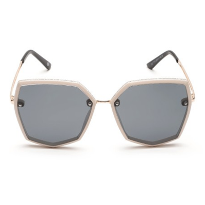 Women UV Protected Oversized Sunglasses